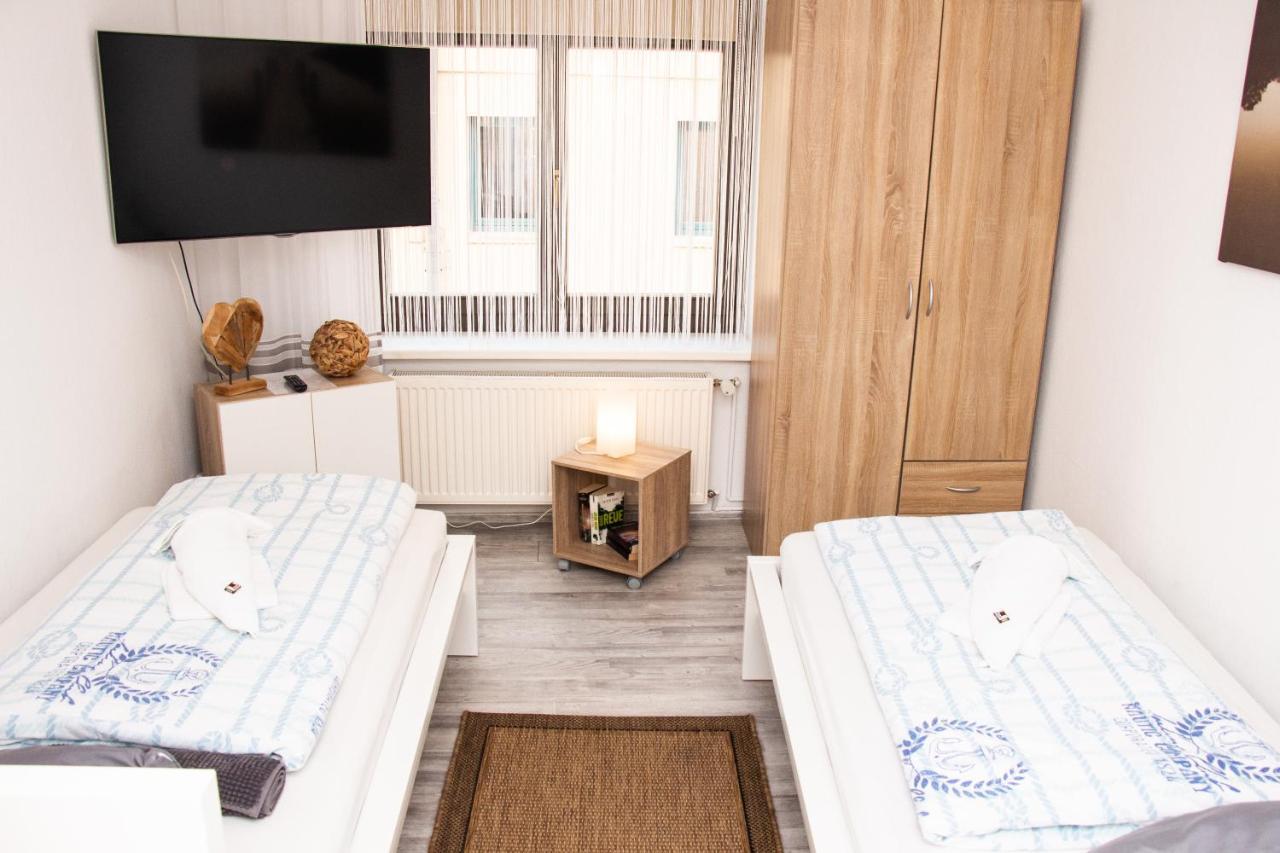 Ferienwohnung Am Alten Hafen Wismar Bagian luar foto