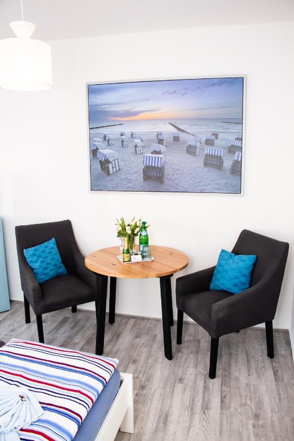 Ferienwohnung Am Alten Hafen Wismar Bagian luar foto