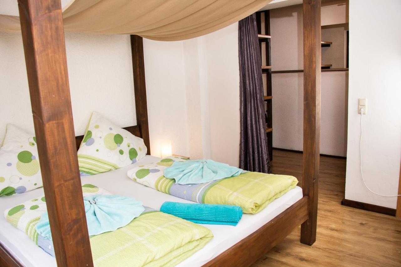 Ferienwohnung Am Alten Hafen Wismar Bagian luar foto