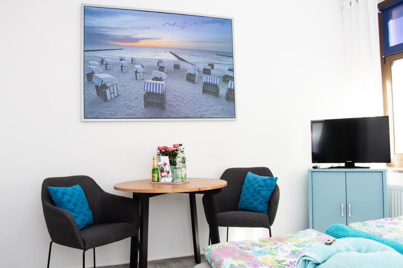 Ferienwohnung Am Alten Hafen Wismar Bagian luar foto